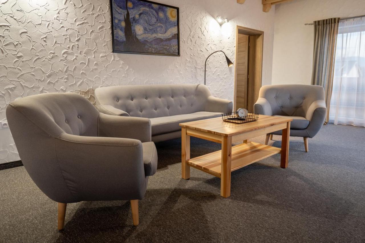 Apartmany Janka + Camp Bešeňová エクステリア 写真