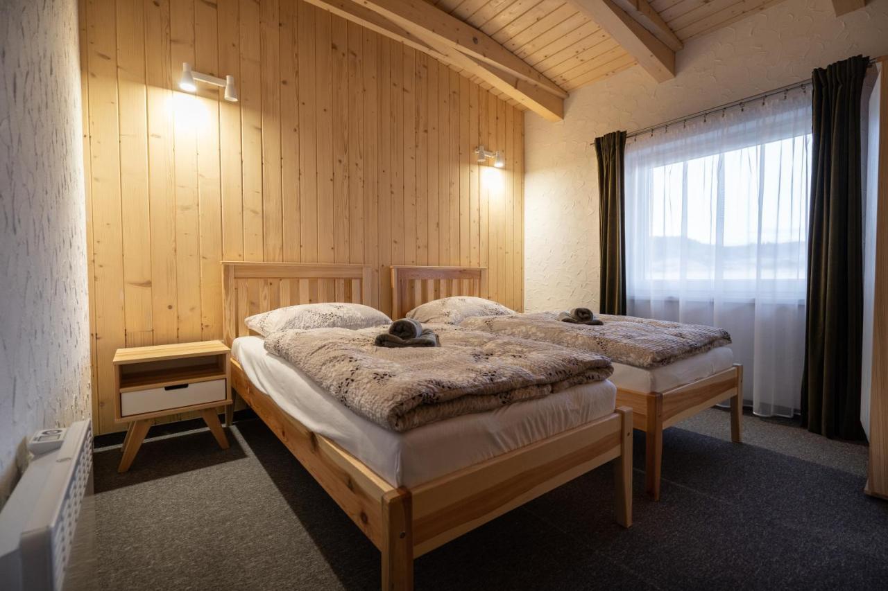 Apartmany Janka + Camp Bešeňová エクステリア 写真