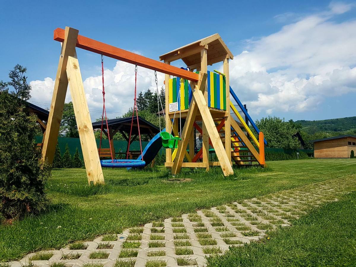 Apartmany Janka + Camp Bešeňová エクステリア 写真